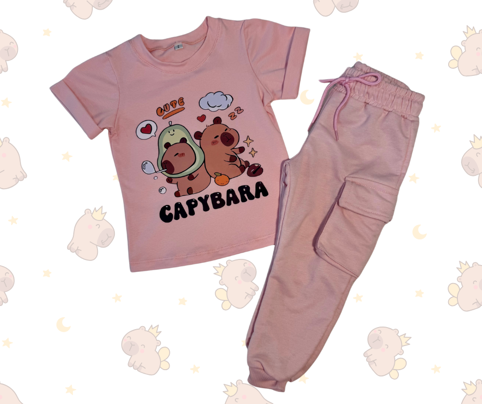 CAPYBARA 🧸: CONJUNTO SUDADERA CARGO + CAMISETA 🌈