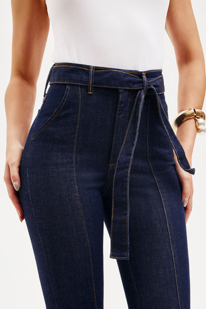 PANTALON BLUE NOVA: SILUETA PERFECTA
